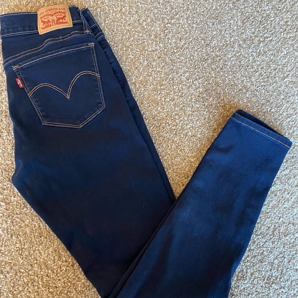 Levi Strauss 710 Super Skinny Jeans